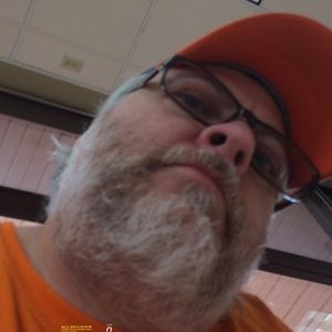 Meet your Posher, Brett